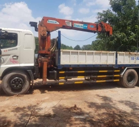 Dịch vụ xe cẩu bốc dỡ hàng hóa