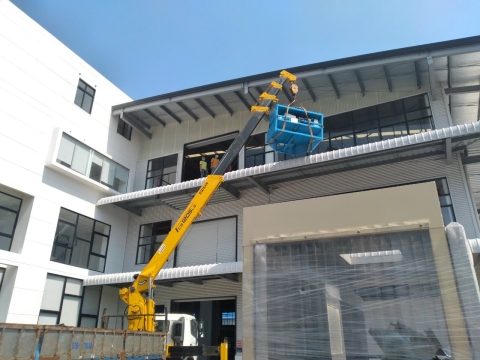 DỊCH VỤ XE NÂNG DI DỜI HÀNG HÓA