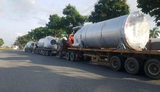 CHO THUÊ XE CẨU TẢI LONG AN 